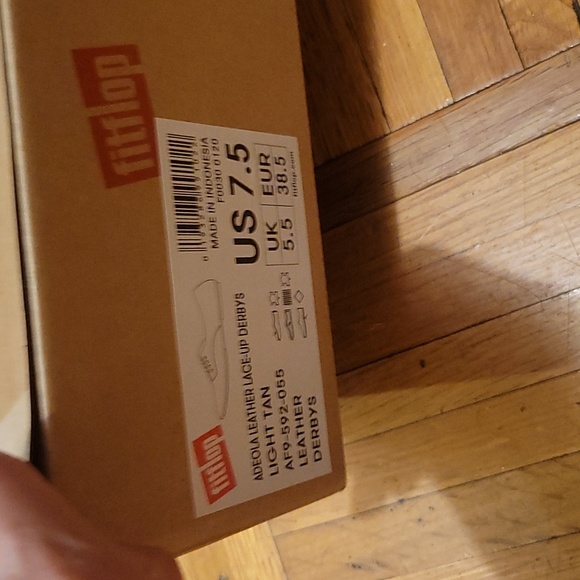 🎉MOVING SALE- EVERYTHING MUST GO BY 8/29!🎉 NIB Fit Flop Adeola Leather Lace-up - Picture 5 of 5